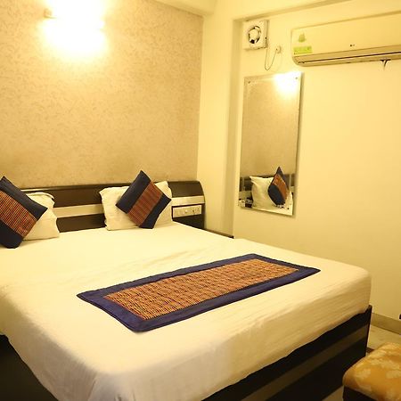 Airport Hotel Aerocity Inn Yeni Delhi Dış mekan fotoğraf